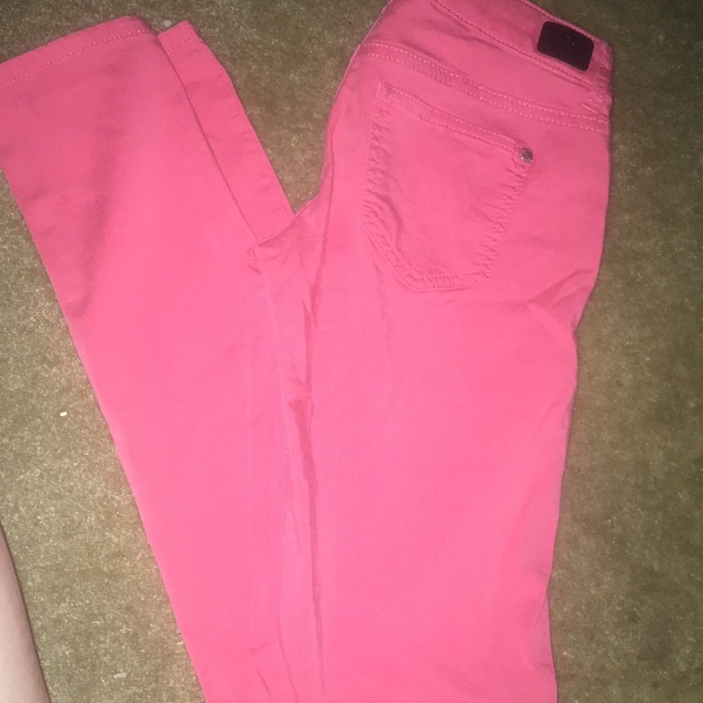 Celebrity pink skinny jeans